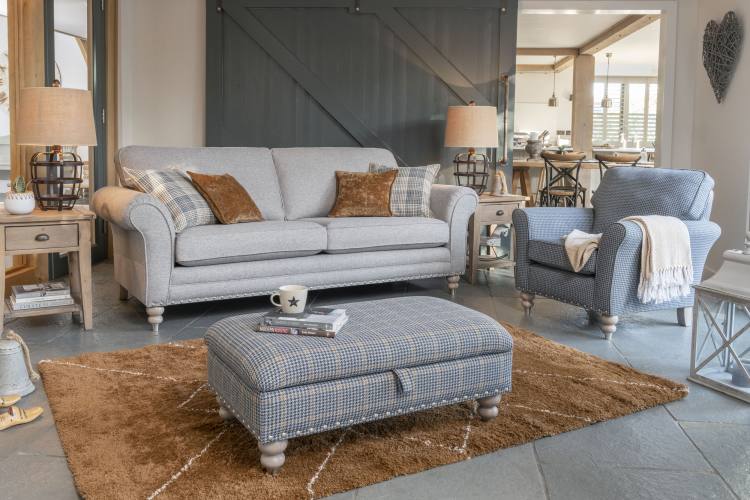 Chicago Grand Sofa