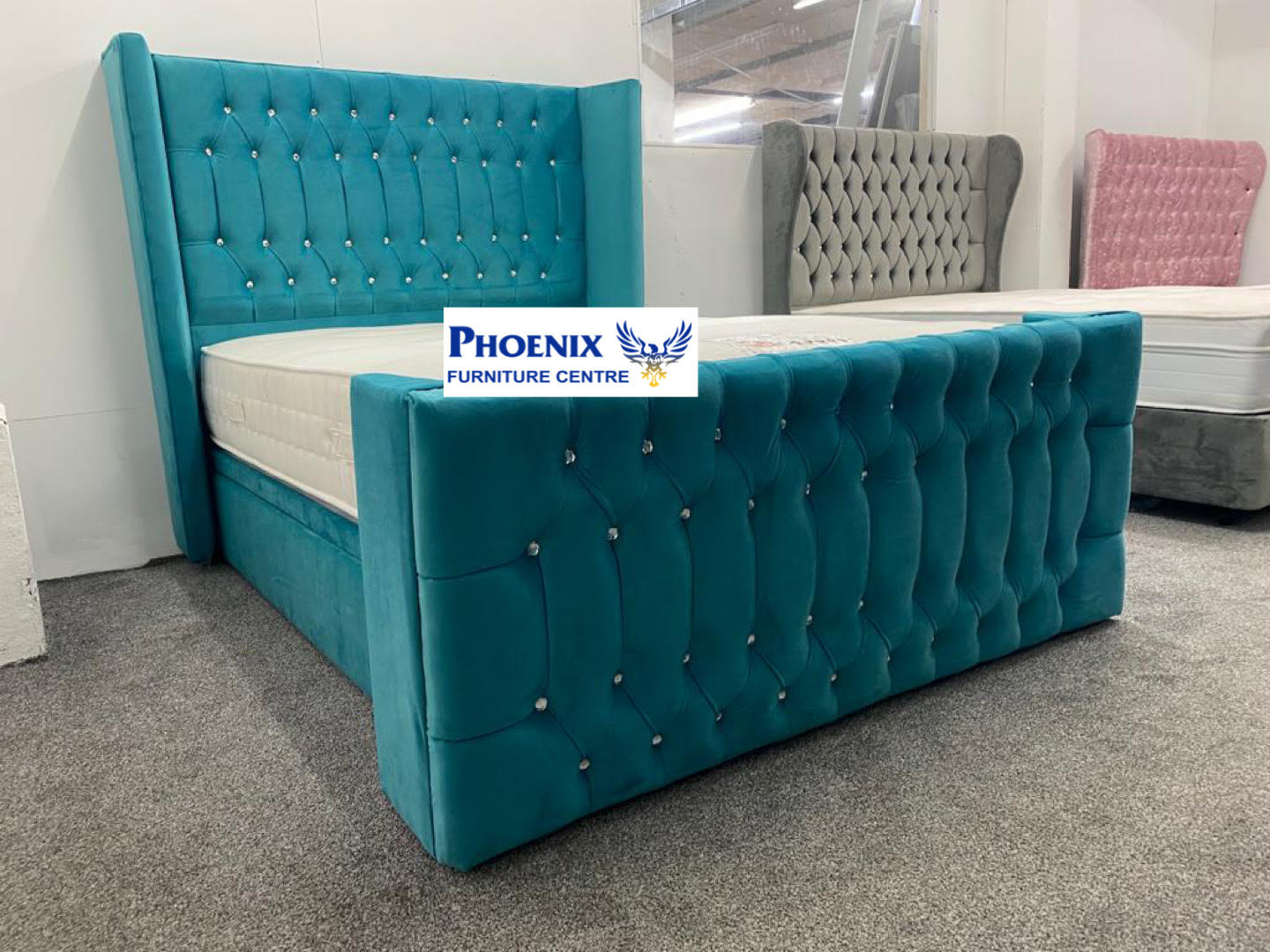 Quebec Ottoman Bedframe